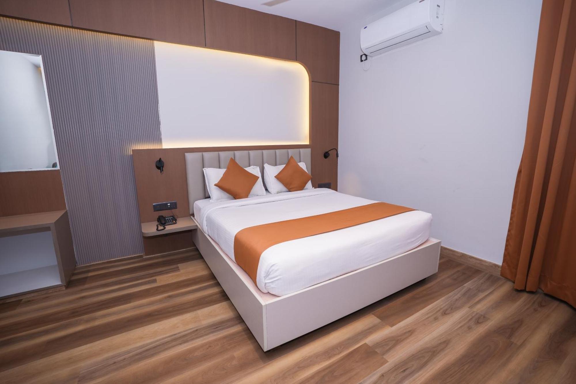 Vaishnavi Residency Hotel Bangalore Eksteriør billede