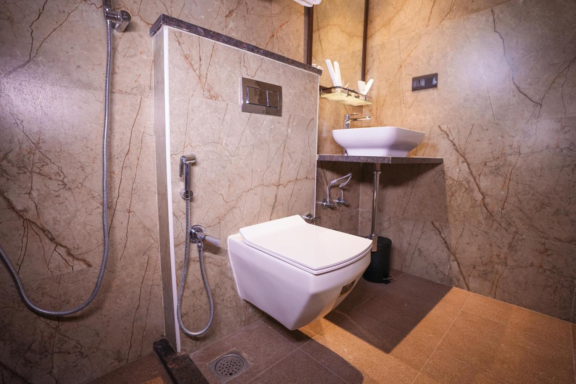 Vaishnavi Residency Hotel Bangalore Eksteriør billede